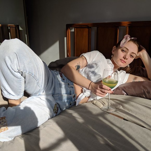 Meet your Posher, Sarah - Picture 2 of 4